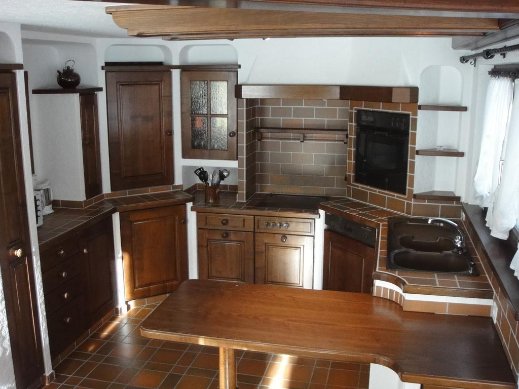 Chalet Sunstar Saas-Grund Rom bilde